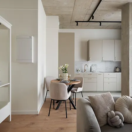 River Premium ヴロツワフ